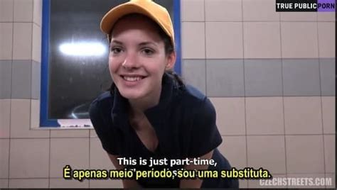 Vídeos pornôs com Legendado 